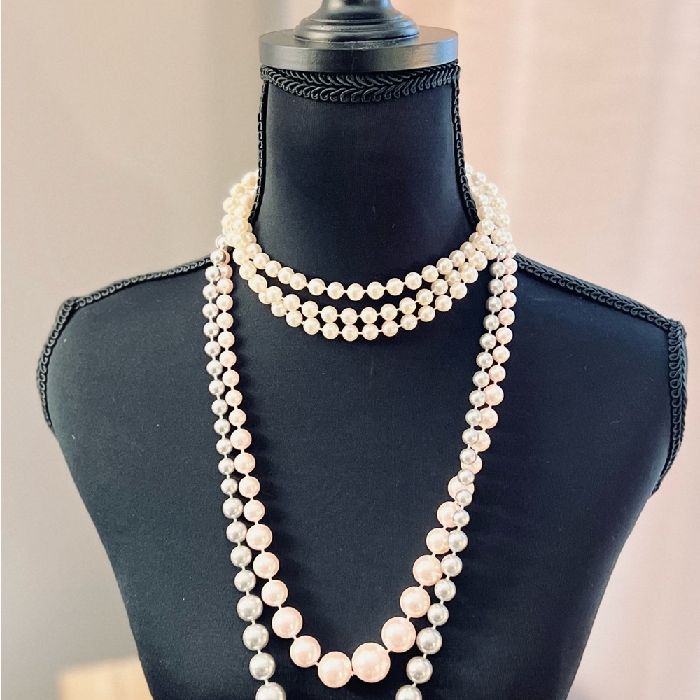 Elegant Pearl Necklace Set